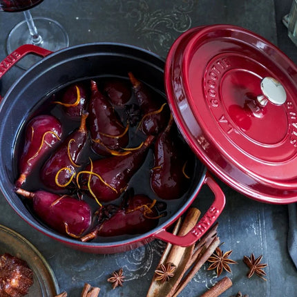Staub braadpan La Cocotte Kersenrood koken