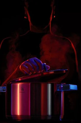 WMF Ultimate Cool+ Downdraft  Pannenset 5-delig sfeer